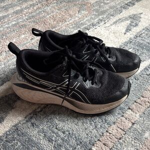 Boys ASICS Gel-Cumulus Black and White Athletic Sneakers